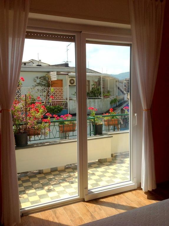 Attic Apartment Rapallo Phòng bức ảnh